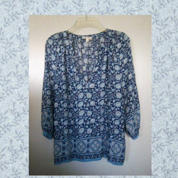 Artisan Ny | Tops | Artisan Ny Blue White Floral Peasant Top L | Poshmark
